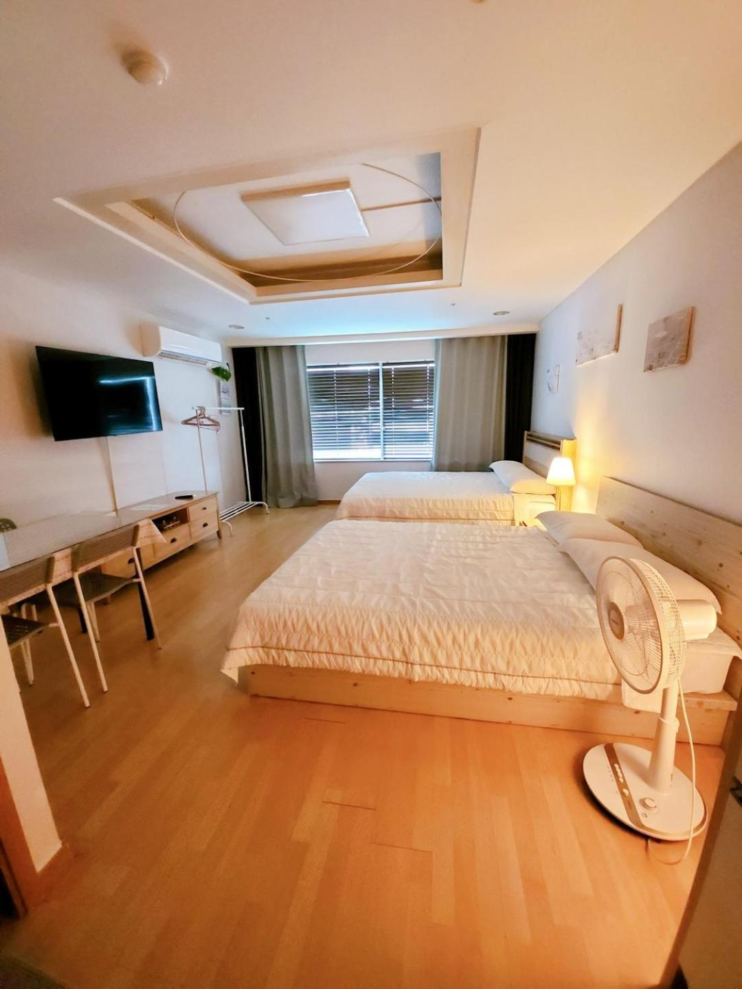 Hongdae Residence-2 1Min From Hongik Uni Station Exit #1 Seoul Exterior photo