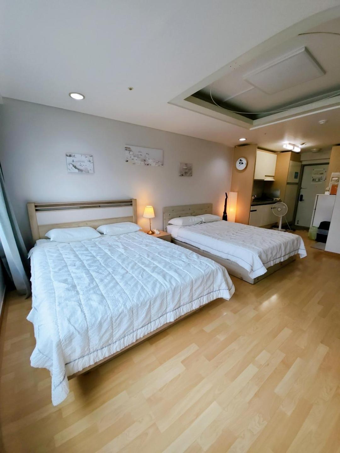 Hongdae Residence-2 1Min From Hongik Uni Station Exit #1 Seoul Exterior photo